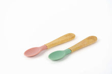 Load image into Gallery viewer, Citron 2-Piece Bamboo Spoon Set Green and Blush Pink