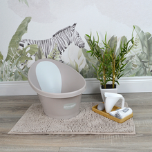 Load image into Gallery viewer, Shnuggle - Baby Bath
