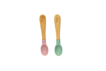 Load image into Gallery viewer, Citron 2-Piece Bamboo Spoon Set Green and Blush Pink
